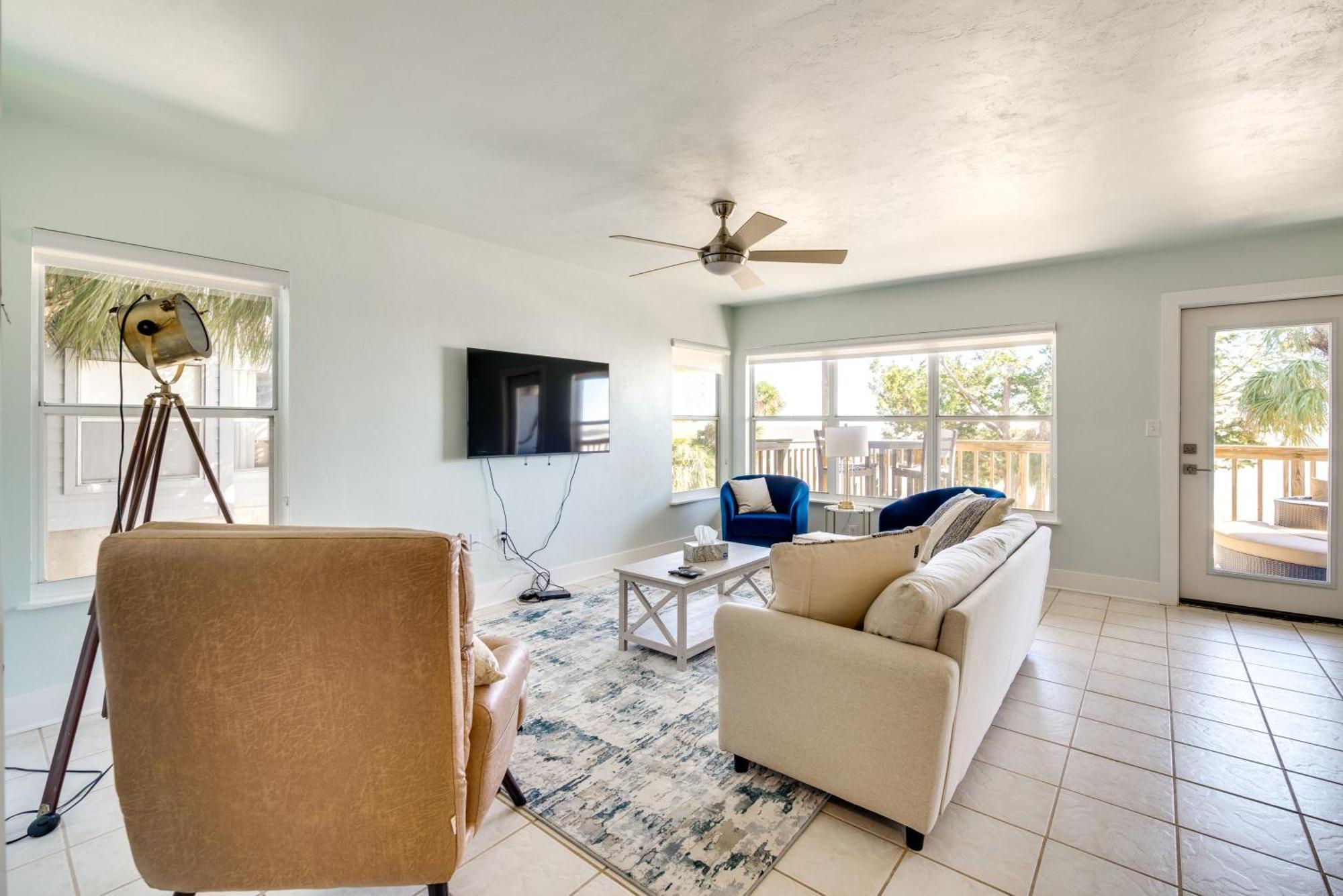 Cedar Key Condo With Balcony And Gulf Views! Exterior foto
