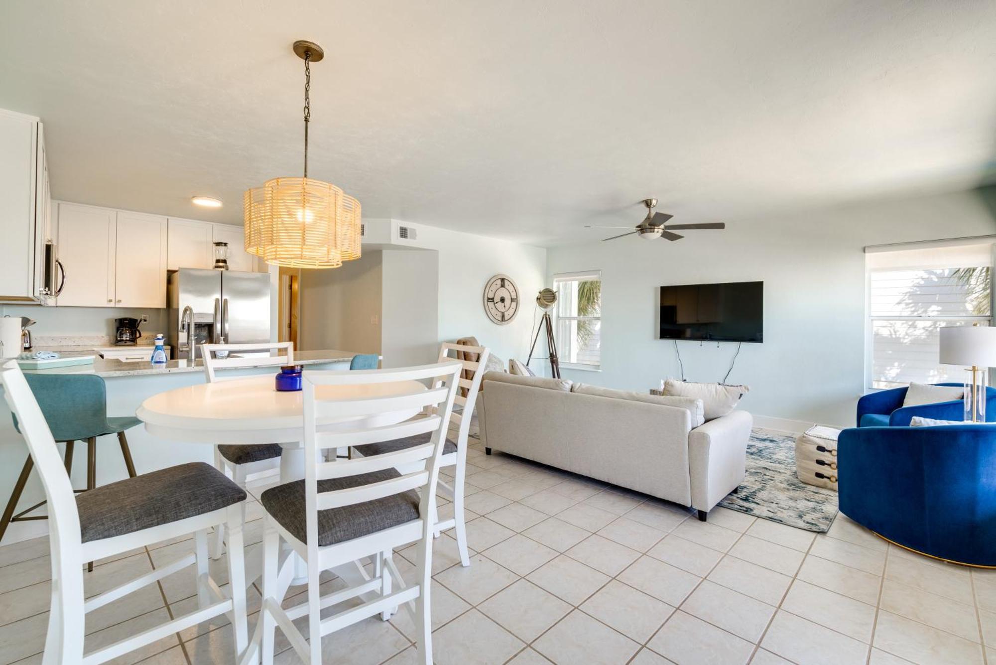 Cedar Key Condo With Balcony And Gulf Views! Exterior foto